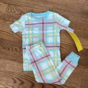 NWT Carters Pajamas, 18mos